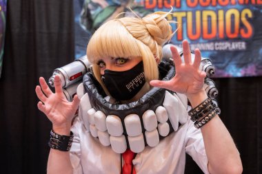 Astronomi 5, 23 Nisan 2022 'de Livonia, Michigan' daki Burton Malikanesi 'nde.