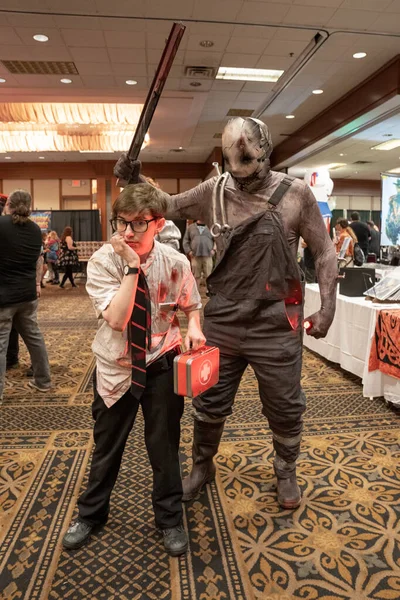 Astronomi 5, 23 Nisan 2022 'de Livonia, Michigan' daki Burton Malikanesi 'nde.