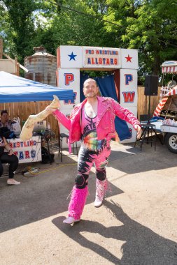 Lucha Libre Pro Güreş, 26 Haziran 2022 Michigan Taco Festivali 'nde canlı performans sergiliyor.