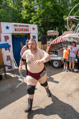 Lucha Libre Pro Wreslting, 26 Haziran 2022 'deki Michigan Taco Festivali' nde canlı performans sergiliyor.
