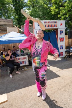 Lucha Libre Pro Wreslting, 26 Haziran 2022 'deki Michigan Taco Festivali' nde canlı performans sergiliyor.