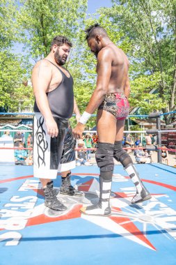 Lucha Libre Pro Wreslting, 26 Haziran 2022 'deki Michigan Taco Festivali' nde canlı performans sergiliyor.