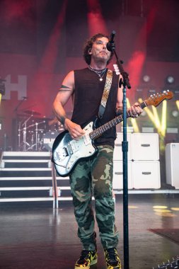 Bush performs live with Alice In Chains and Breaking Benjamin with special guest L.I.F.E. Project at he Pine Knob Music Theater in Clarkston, Michigan on 08-16-2022