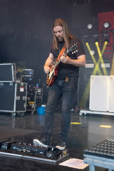 Bush performs live with Alice In Chains and Breaking Benjamin with special guest L.I.F.E. Project at he Pine Knob Music Theater in Clarkston, Michigan on 08-16-2022