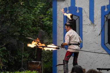 Michigan Rönesans Festivali, 5 Eylül 2022 'de Michigan, Holly' deki Viking İstilası