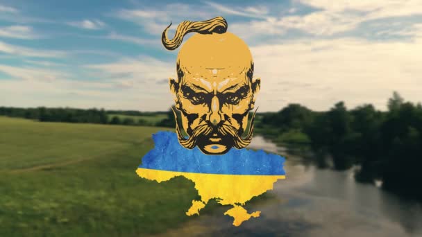 Ουκρανός Κοζάκος Και Χάρτης Της Ουκρανίας Συννεφιασμένο Ουρανό Και Πράσινα — Αρχείο Βίντεο