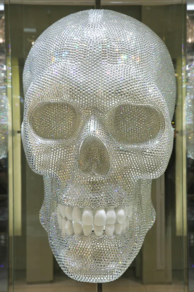 Large Skull Teeth Made Huge Number Sparkling Rhinestones — 스톡 사진