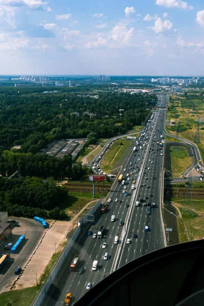 20 Nisan 2021, Moskova. Moskova Çevre Yolu 'nun en üst manzarası. 