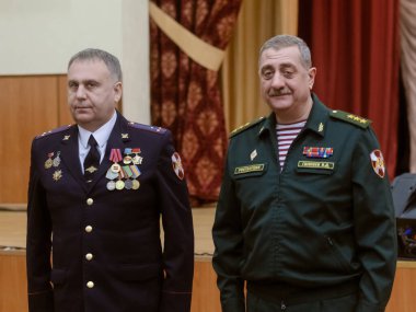 Moskova, Rusya - 13.02.2019: Rus Muhafızların Merkez Bölgesi karargahı, Afganistan 'daki Sovyet birliklerinin geri çekilmesinin 30. yıldönümünde asker ve çalışanları ve gazileri tebrik etti.