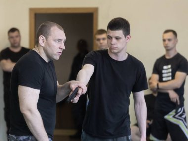 Moskova, Rusya - 30.05.2019: Moskova 'daki Zaitsev Özel Güvenlik Eğitim Merkezi' nde en iyi gözaltı gruplarının eğitici ve yöntembilimsel bir toplantısı düzenlendi.