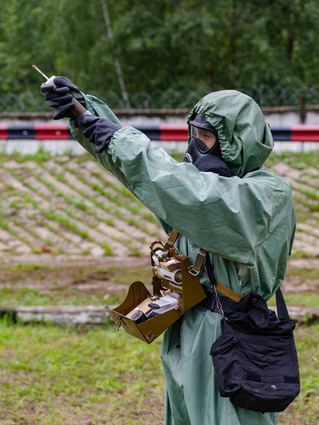 モスクワ地方 ロシア 2019 ロシアガード中央地区の軍事ユニットの化学保護ユニットのフィールド出口は モスクワ地域の別の作戦旅団の訓練場で行われました — ストック写真