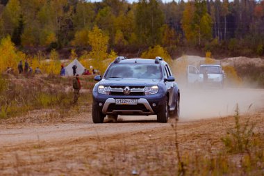 Moskova Bölgesi, Rusya - 28.09.2019: Otomobil Biatlon 'daki ilk yarışmalar 