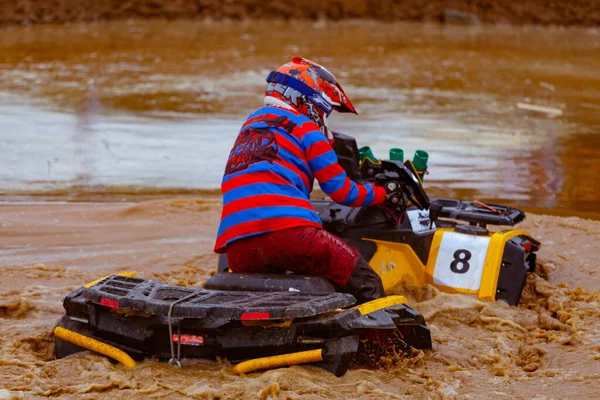 Moskova Bölgesi, Rusya - 28.09.2019: Otomobil Biatlon 'daki ilk yarışmalar 