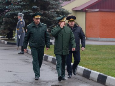 Moskova, Rusya - 23.12.2019: Rusya Federasyonu Ulusal Muhafız Teşkilatı Başkanı General Viktor Zolotov, görev sırasında ölen Rosgvardia çalışanlarının aileleriyle bir araya geldi.