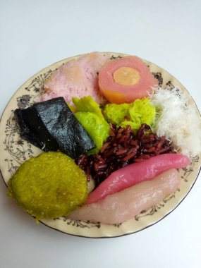 Çeşitli Gethuk, geleneksel java atıştırmalığı.