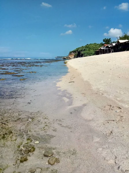 Pusty Biały Piasek Plaży — Zdjęcie stockowe