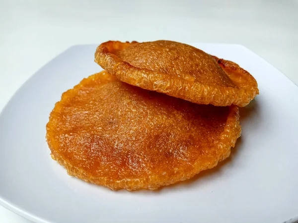 Dois Pedaços Bolo Bowsprit Cucur Kue Bolo Tradicional Indonésio Feito — Fotografia de Stock