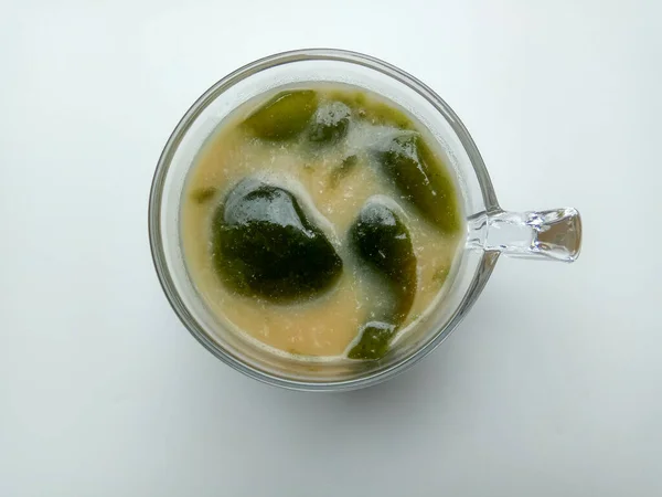 Bebida Gelatina Hierba Verde Con Leche Coco Azúcar Palma Líquida —  Fotos de Stock