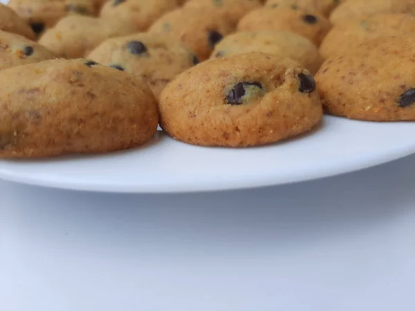 Biscoitos Caseiros Chocolate Isolado Fundo Branco — Fotografia de Stock