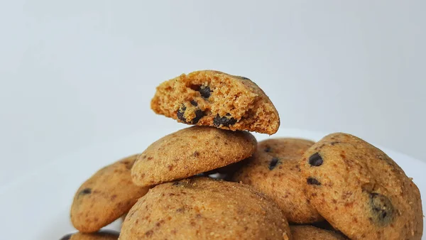 Homemade Chocolate Chip Cookies Isolated White Background — Stock Photo, Image