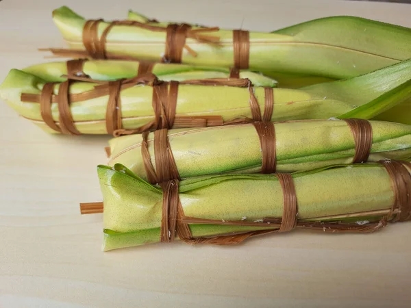 Lepet Snack Tradicional Indonesia Elaborado Con Arroz Glutinoso Soja Coco — Foto de Stock