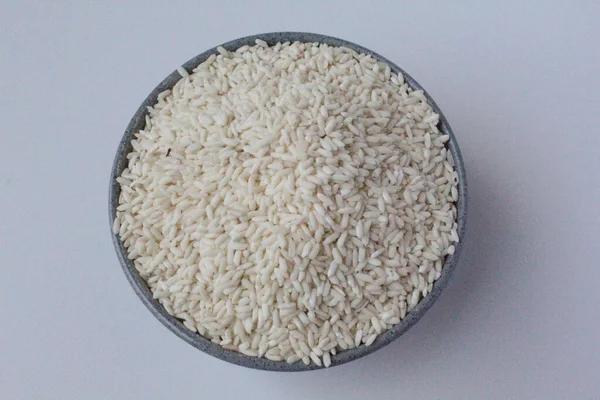 Ein Haufen Klebriger Reis Einer Grauen Schüssel Isoliert Auf Weißem — Stockfoto
