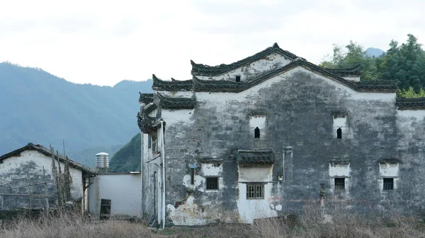 Beautiful Old Traditional Chinese Village View Mountains Located Countryside Southern — Foto Stock