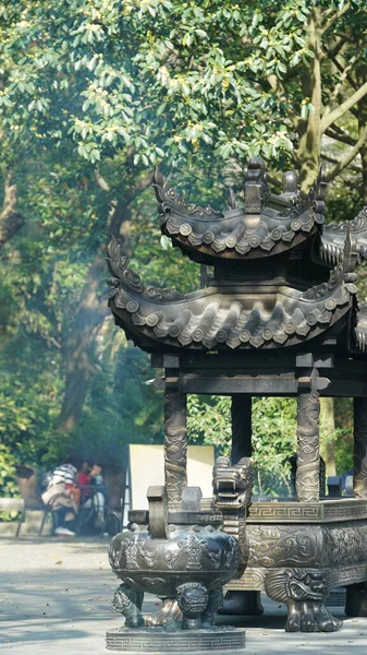 Bela Vista Tradicional Aldeia Chinesa Com Arquitetura Clássica Árvores Verdes — Fotografia de Stock