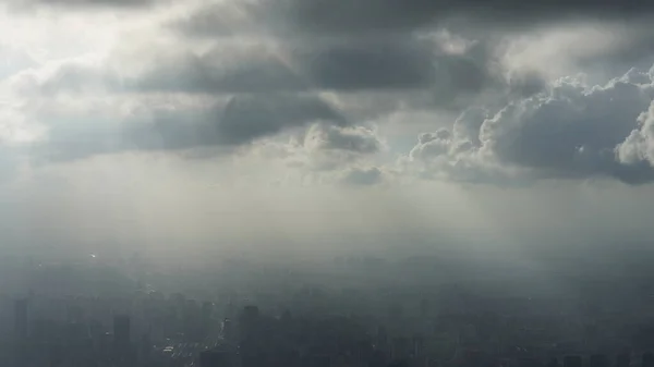 Beautiful City Overlook View Top One Skyscraper Cloudy Sky — Stock Photo, Image