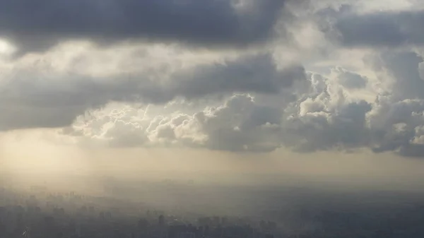 Beautiful City Overlook View Top One Skyscraper Cloudy Sky — Stock Photo, Image