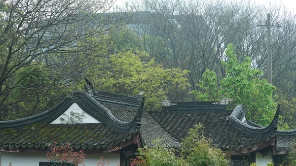 Bela Paisagem Rural Chinesa Vista Para Aldeia Com Antigos Edifícios — Fotografia de Stock