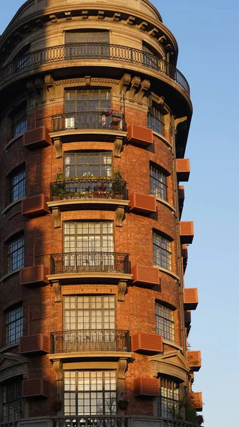 Blick Auf Die Schönen Alten Gebäude Shanghai Unter Dem Warmen — Stockfoto