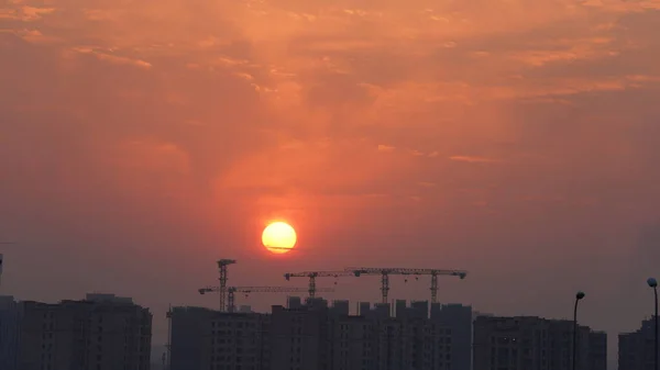 Beautiful Sunset View Colorful Clouds Sky City — Stockfoto