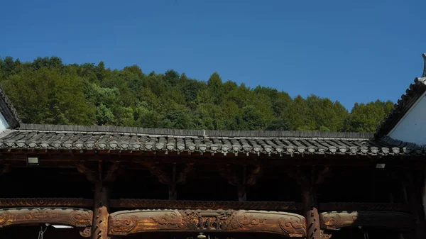 Det Gamla Kinesiska Huset Trä Snidat Med Den Vackra Skulpturen — Stockfoto