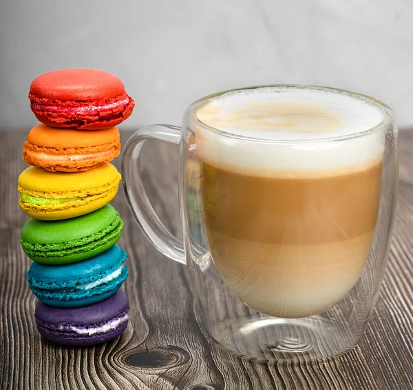 Macarons Multicolores Aux Couleurs Drapeau Arc Ciel Lgbt Une Tasse — Photo