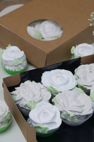 Homemade Marshmallows Коробках Подарунків Зефір Вигляді Троянд Постріл — стокове фото