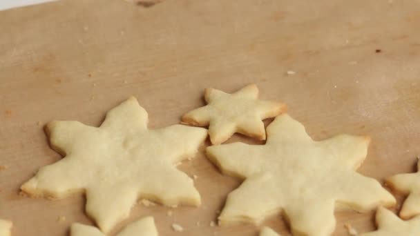 Extendió Pasta Cortar Trozos Forma Corazón Copos Nieve Cocinar Sándwiches — Vídeos de Stock