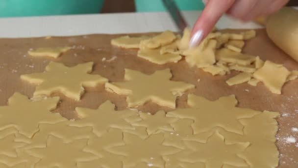 Woman Cuts Dough Pieces Form Snowflakes Prepares Marshmallow Sandwiches Close — Stock Video