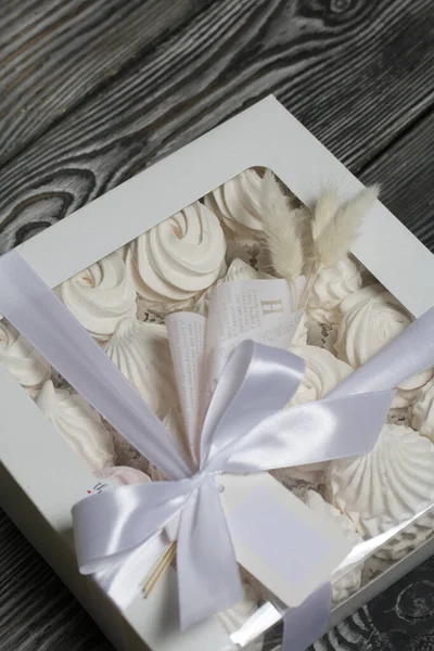 Homemade Marshmallow Gift Box Zephyr Form Roses Close Shot — Stock Photo, Image