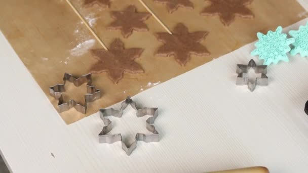 Gingerbread Stick Gingerbread Form Snowflakes Stars Nearby Molds Stamping Gingerbread — Stockvideo