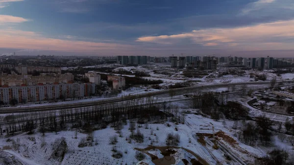 Flying Snowy Park City Visible Horizon Aerial Photography — стоковое фото