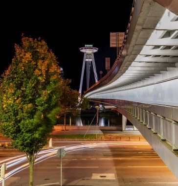 Bratislava 'daki yeni köprü ve onun UFO' su.