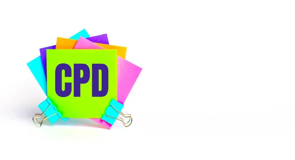 CPD 'nin Profesyonel Gelişmeye Devam Ettiği yazılı çok renkli çıkartmalar var. Boşluğu kopyala