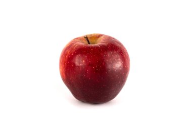 Beyaz arka planda bir kırmızı elma. Yakın plan.