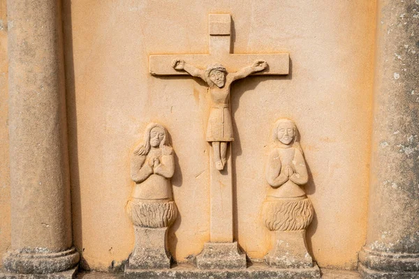 Χριστός Σταυρώθηκε Και Προσευχήθηκε Πάνω Από Μια Φλόγα Νεκροταφείο Santanyi — Φωτογραφία Αρχείου