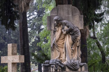 Rullan Pastor ailesine ait anıt mezarın heykel seti, Soller Mezarlığı, Mallorca, Balearic Adaları, İspanya