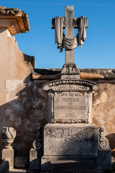 Завуалированный Крест Llucmajor Кладбище Майорка Балеарские Острова Испания — стоковое фото