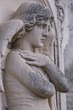 Trompetli melek, J.Serra Riera heykeltıraş, Llucmajor mezarlığı, Mallorca, Balear Adaları, İspanya