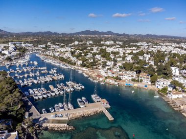 Cala Llonga, Marina de Cala d Ya da Santanyi, Mallorca, Balear Adaları, İspanya