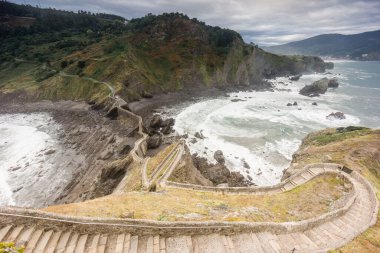 Gaztelugatxe, Sancti Johannis de Castiello (San Juan del Castillo), siglo XI, Vizcaya, Euzkadi, İspanya